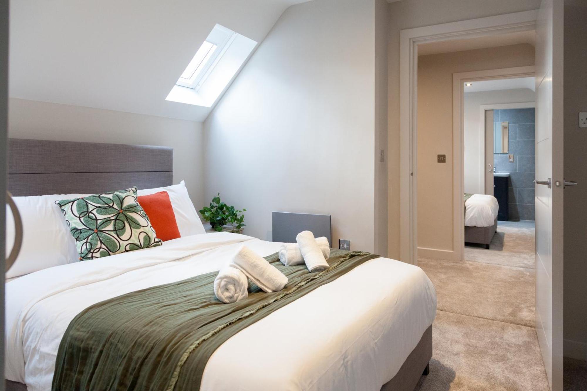 Perfect For Professionals, Contractors - Long Stay Rates - Sleeps 6 Leeds  Bagian luar foto